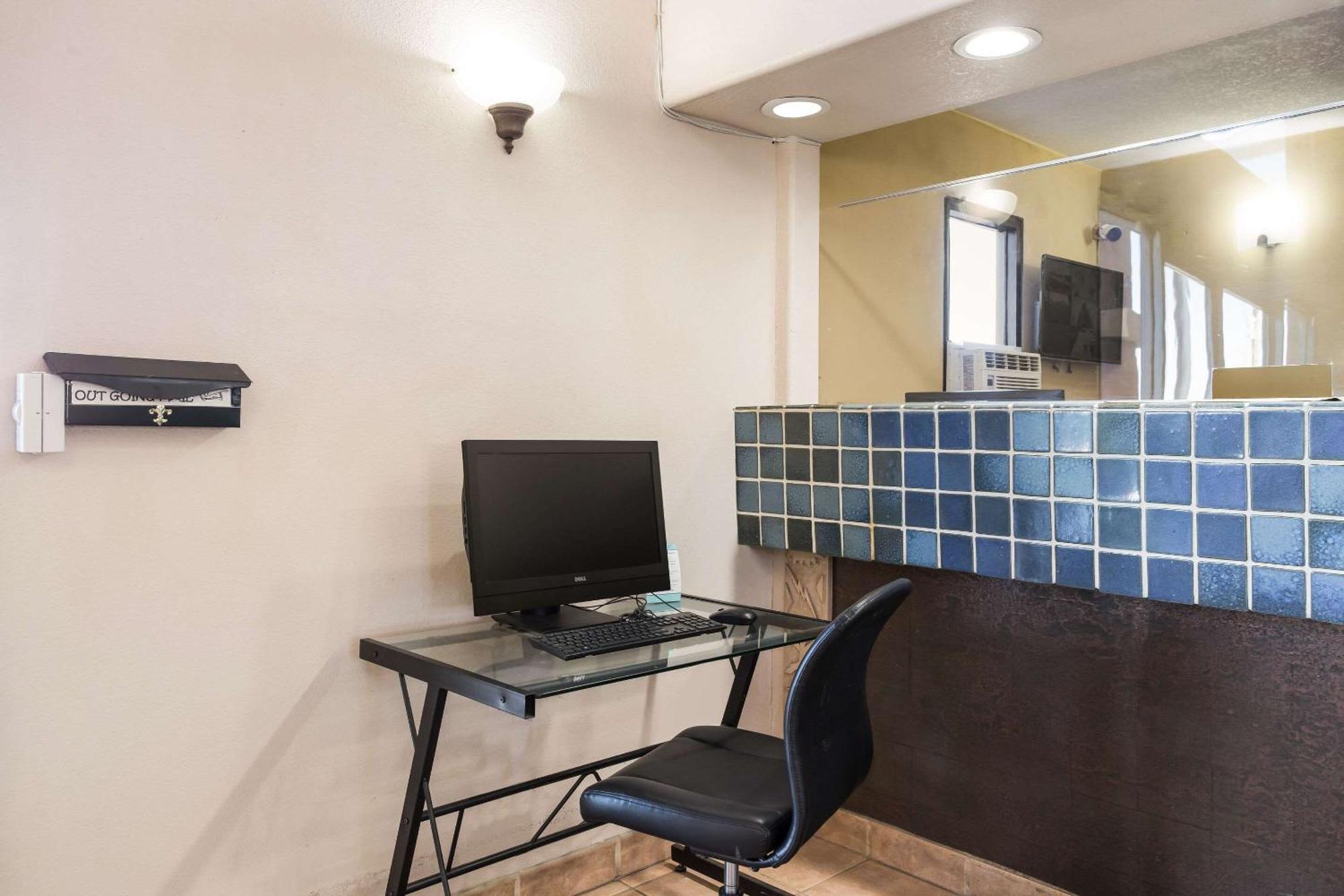 Rodeway Inn Gallup Dış mekan fotoğraf